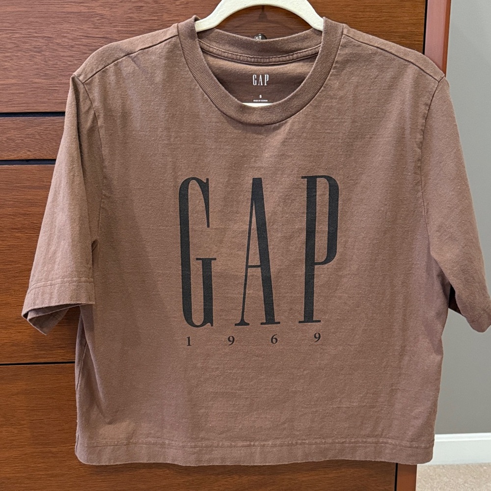 GAP Chocolate Brown Boxy Cotton Graphic Tee